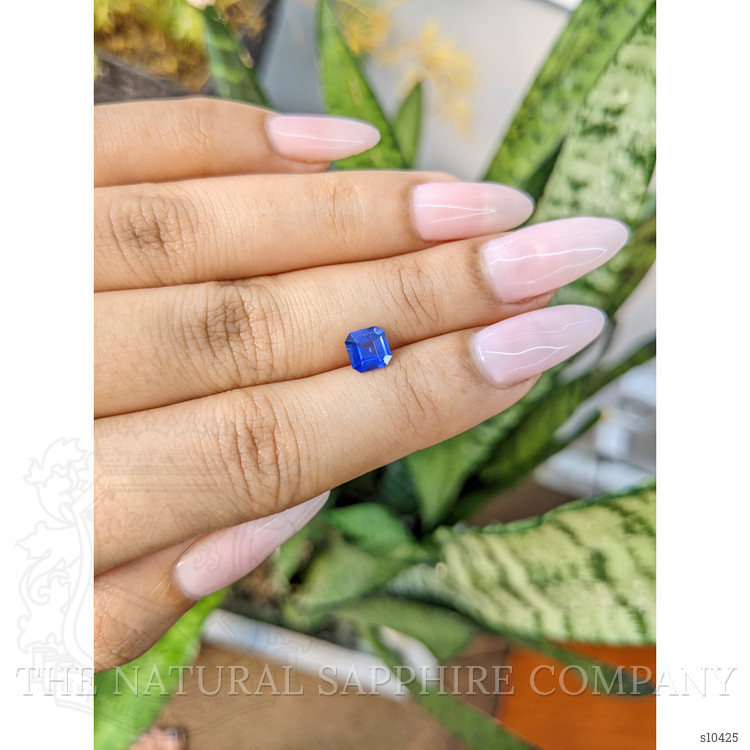 0.96 Ct. Blue Sapphire from Ceylon (Sri Lanka)