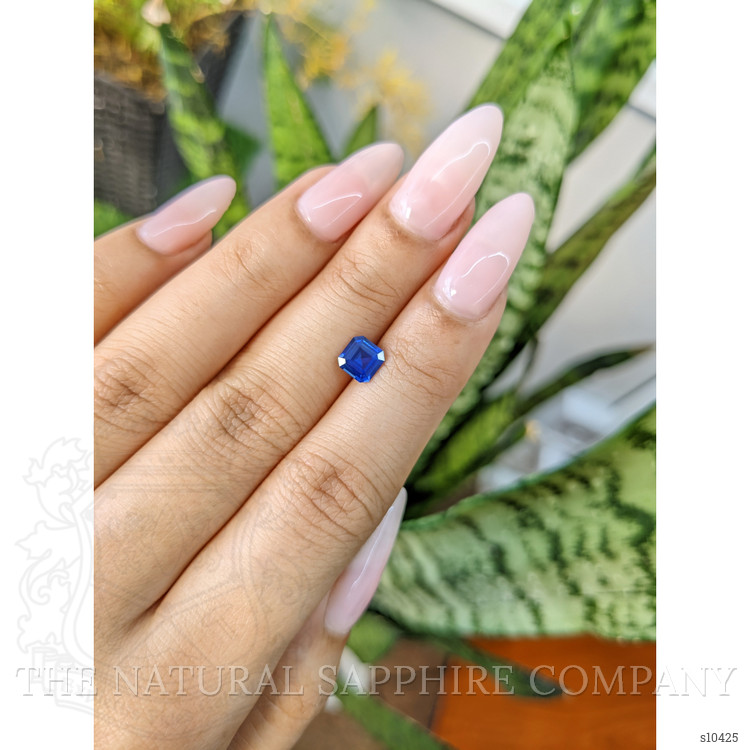 0.96 Ct. Blue Sapphire from Ceylon (Sri Lanka)