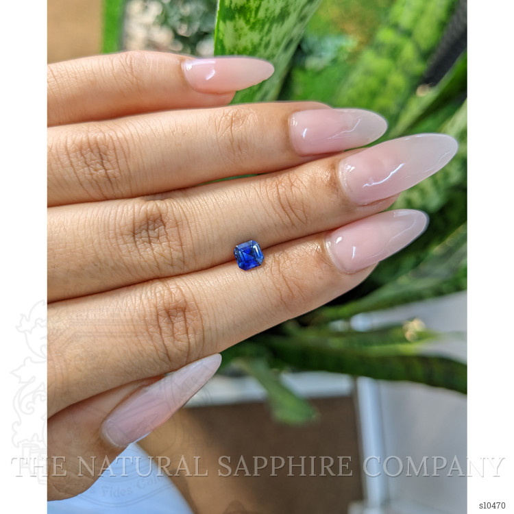 0.81 Ct. Blue Sapphire from Ceylon (Sri Lanka)