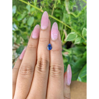 0.97 Ct. Blue Sapphire from Ceylon (Sri Lanka) Life Style