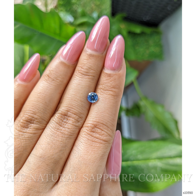 0.80 Ct. Blue Sapphire from Ceylon (Sri Lanka)