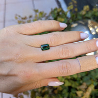 2.07 Ct. Bluish Green Sapphire from Ceylon (Sri Lanka) Life Style