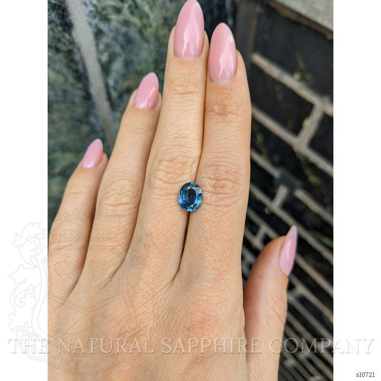 2.27 Ct. Greenish Blue Sapphire from Ceylon (Sri Lanka)
