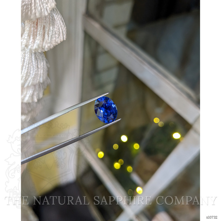 5.58 Ct. Blue Sapphire from Ceylon (Sri Lanka)