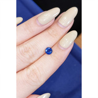 0.99 Ct. Blue Sapphire from Ceylon (Sri Lanka) Life Style