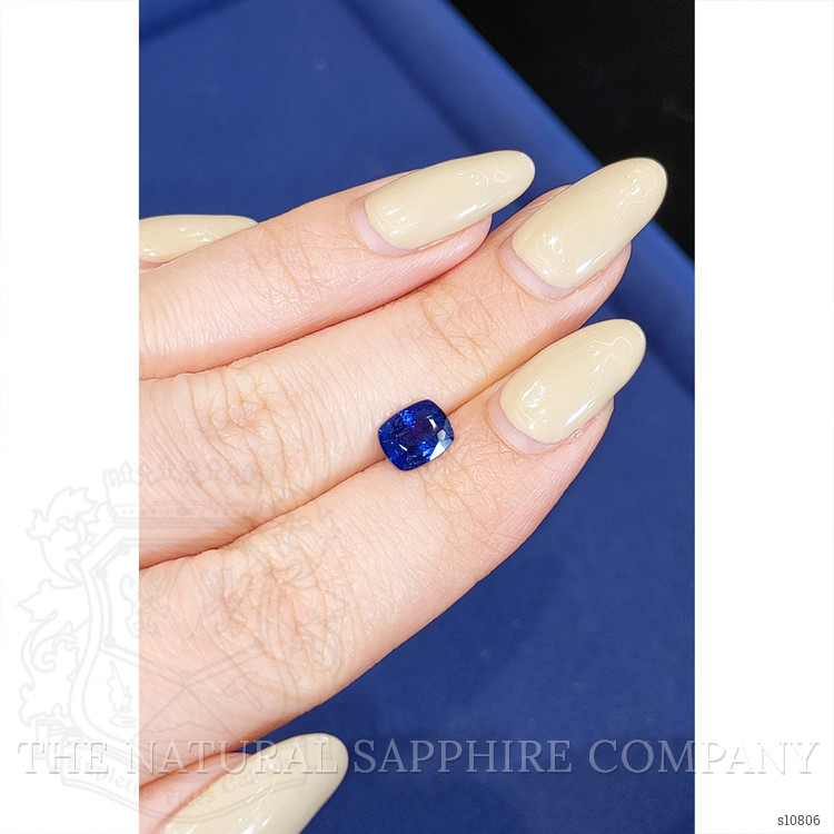 1.29 Ct. Blue Sapphire from Ceylon (Sri Lanka)