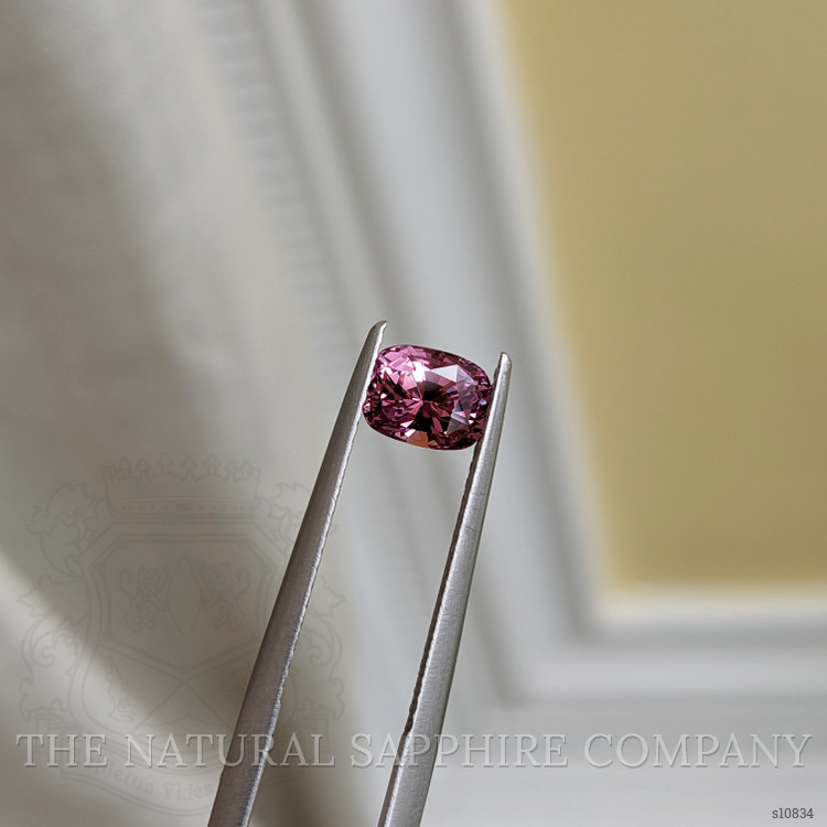 1.12 Ct. Padparadscha Sapphire from Ceylon (Sri Lanka)