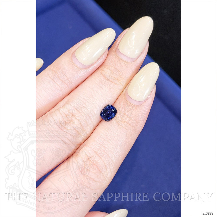 1.16 Ct. Blue Sapphire from Ceylon (Sri Lanka)