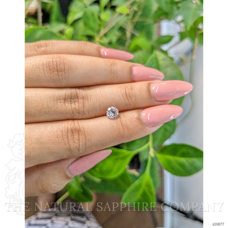 0.86 Ct. Peach Sapphire from Ceylon (Sri Lanka)