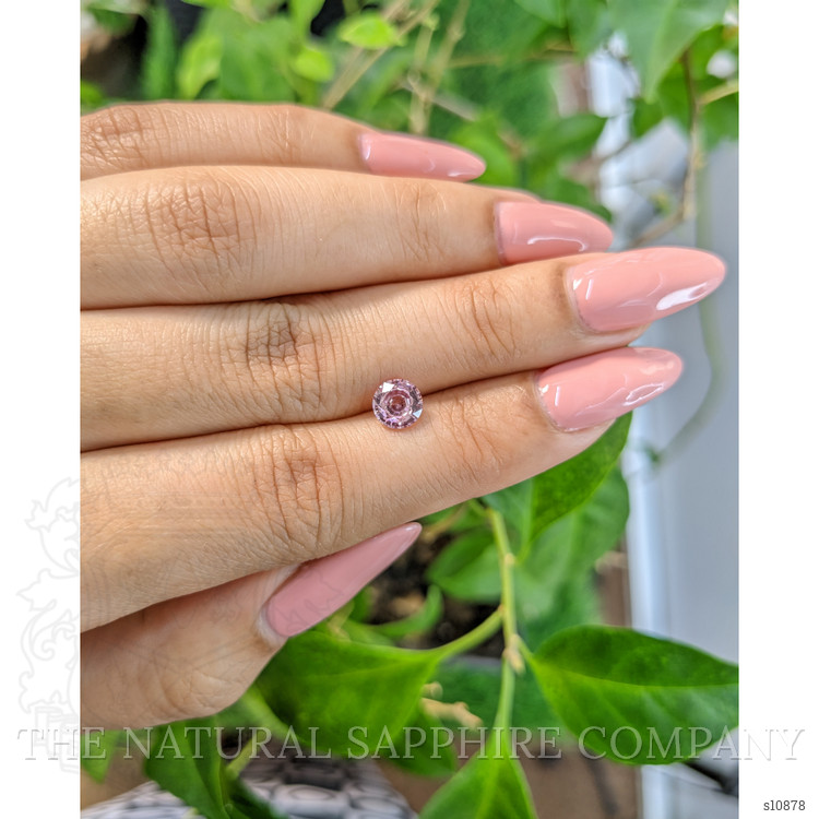 0.94 Ct. Pink Sapphire from Ceylon (Sri Lanka)