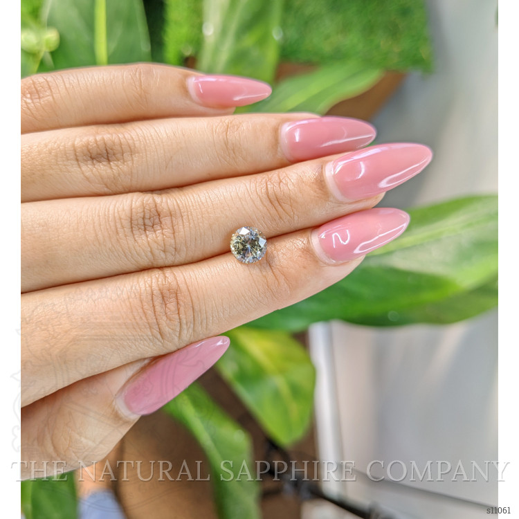 2.03 Ct. Bi Color Sapphire from Ceylon (Sri Lanka)