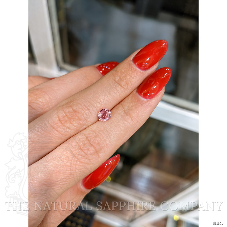 0.95 Ct. Padparadscha Sapphire from Ceylon (Sri Lanka)
