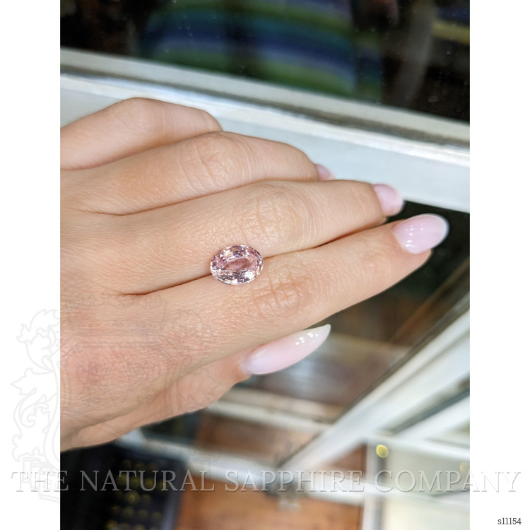 3.21 Ct. Pink Sapphire from Ceylon (Sri Lanka)