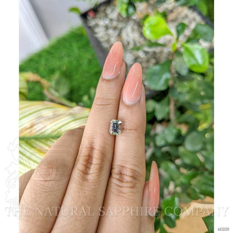 1.50 Ct. Bi Color Sapphire from Ceylon (Sri Lanka)