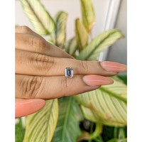 1.50 Ct. Bi Color Sapphire from Ceylon (Sri Lanka) Life Style