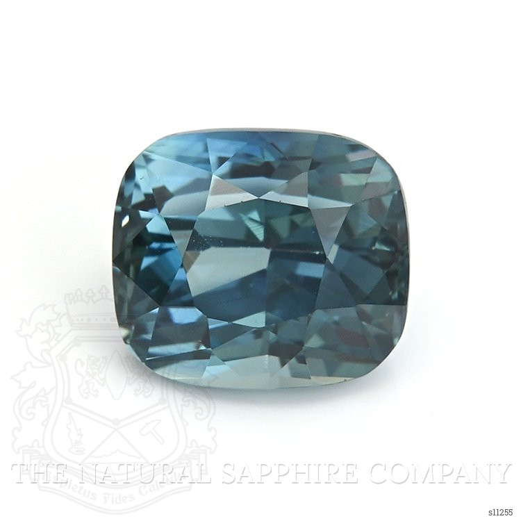 4.05 Ct. Greenish Blue Sapphire from Ceylon (Sri Lanka)