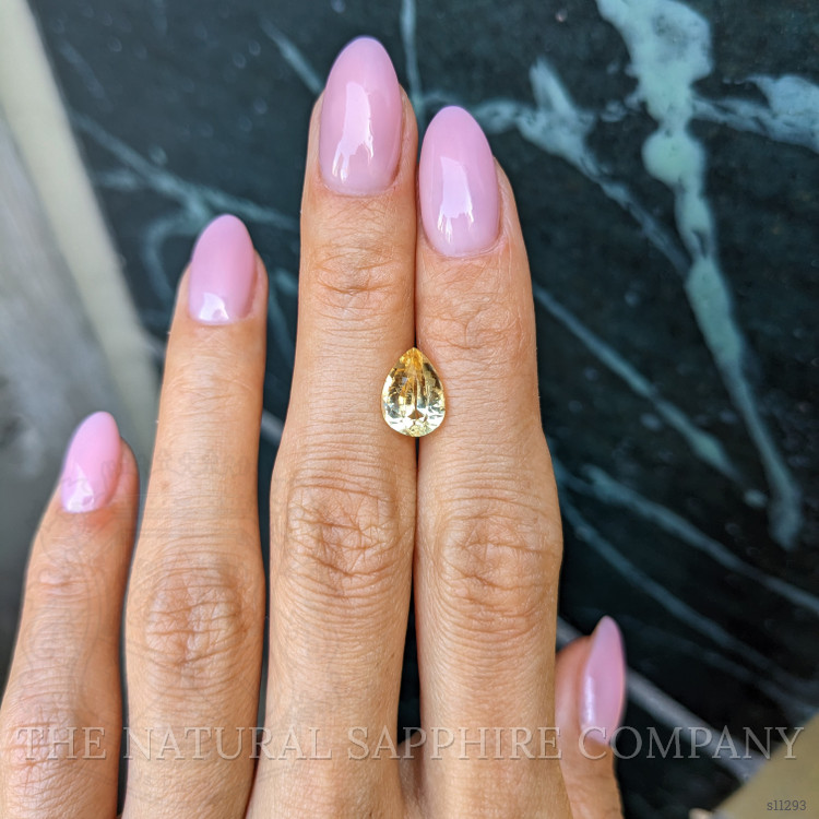2.91 Ct. Yellow Sapphire from Ceylon (Sri Lanka)