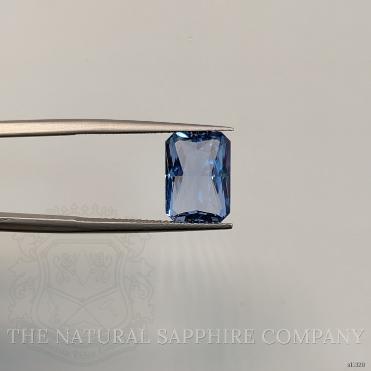 4.31 Ct. Blue Sapphire from Ceylon (Sri Lanka)