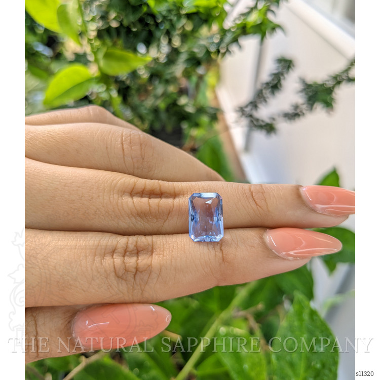 4.31 Ct. Blue Sapphire from Ceylon (Sri Lanka)