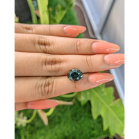 5.46 Ct. Greenish Blue Sapphire from Ceylon (Sri Lanka) Life Style