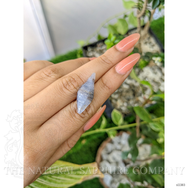 17.86 Ct. Greyish Blue Sapphire Crystal from Ceylon (Sri Lanka)