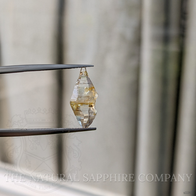 5.36 Ct. Bi Color Rough Sapphire from Ceylon (Sri Lanka)