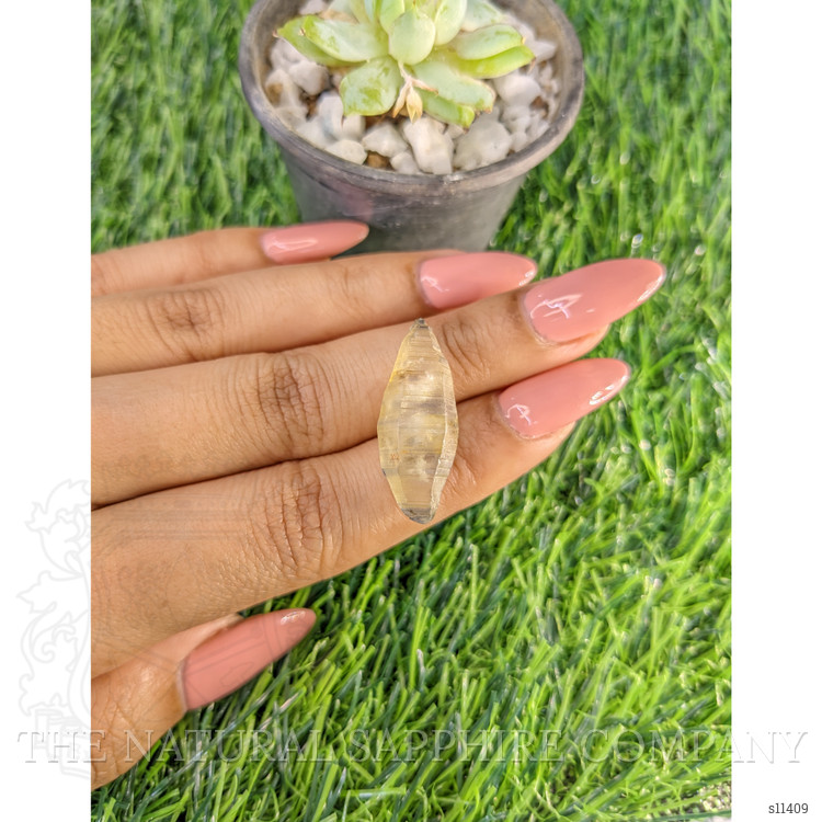 20.11 Ct. Yellow Sapphire Crystal from Ceylon (Sri Lanka)