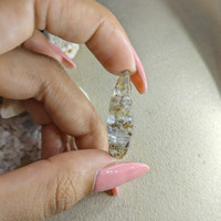 18.89 Ct. Bi Color Sapphire Crystal from Ceylon (Sri Lanka) Life Style