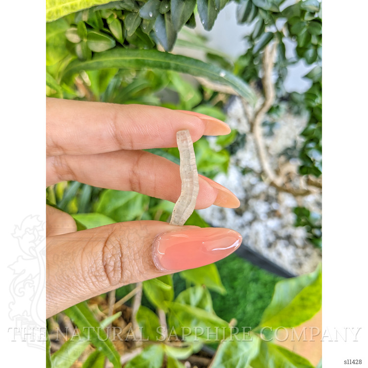 7.67 Ct. Grey Sapphire Crystal from Ceylon (Sri Lanka)