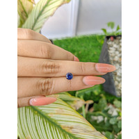 0.94 Ct. Blue Sapphire from Ceylon (Sri Lanka) Life Style