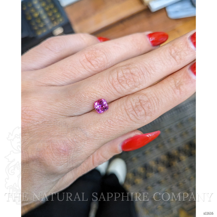 1.37 Ct. Pink Sapphire from Ceylon (Sri Lanka)