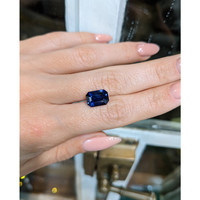 5.08 Ct. Blue Sapphire from Madagascar Life Style