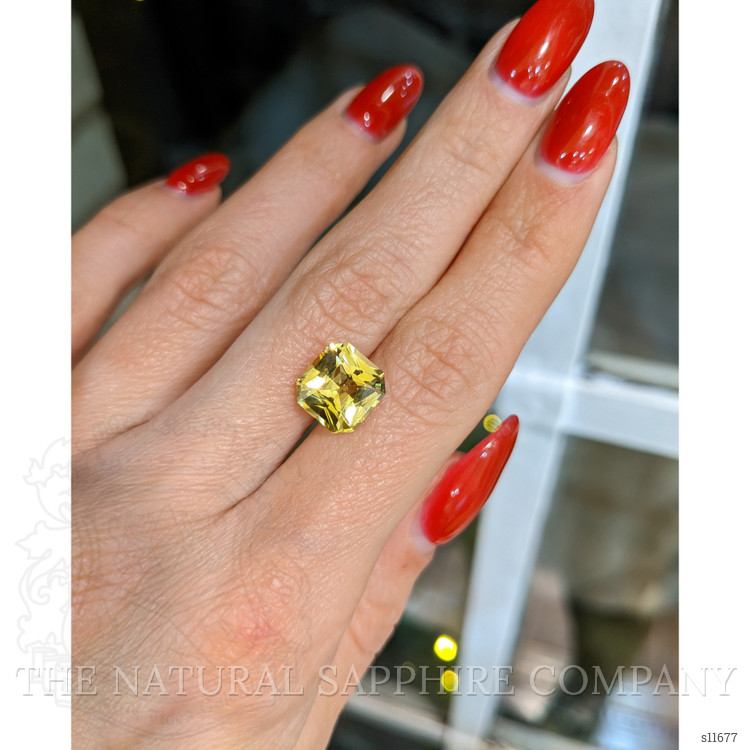 4.66 Ct. Yellow Sapphire from Ceylon (Sri Lanka)