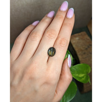 5.23 Ct. Yellowish Green Sapphire from Ceylon (Sri Lanka) Life Style