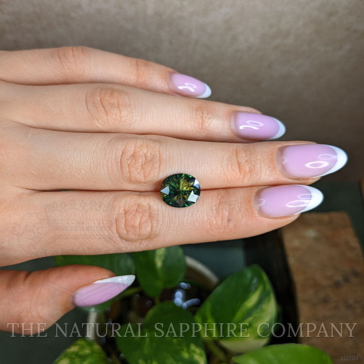 5.23 Ct. Yellowish Green Sapphire from Ceylon (Sri Lanka)
