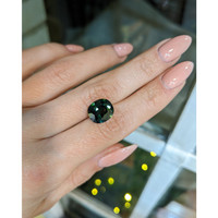 5.37 Ct. Bluish Green Sapphire from Ceylon (Sri Lanka) Life Style