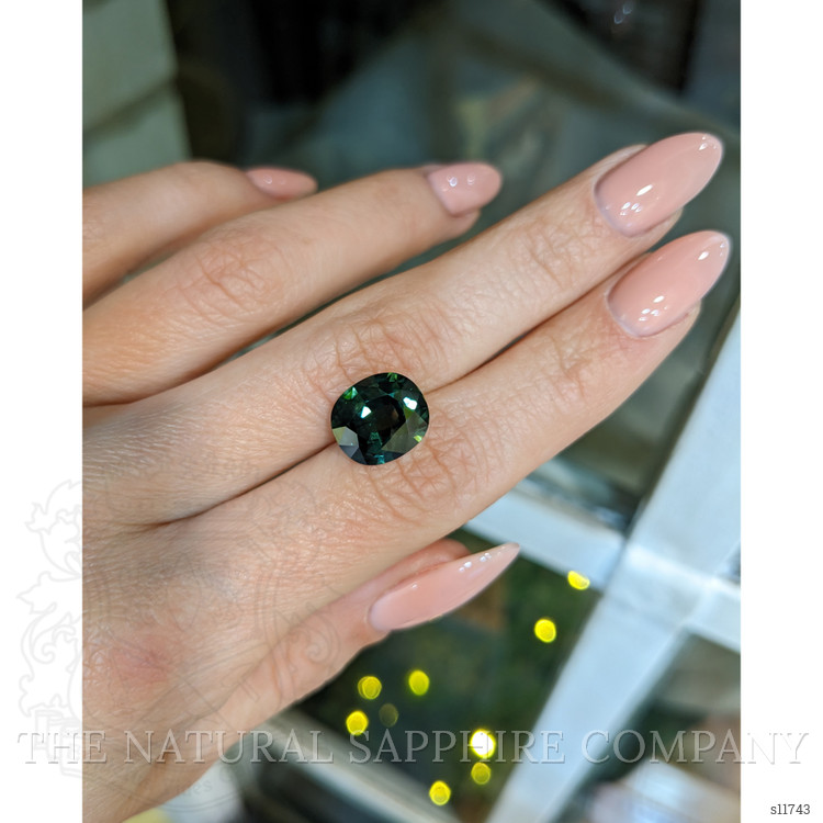 5.37 Ct. Bluish Green Sapphire from Ceylon (Sri Lanka)