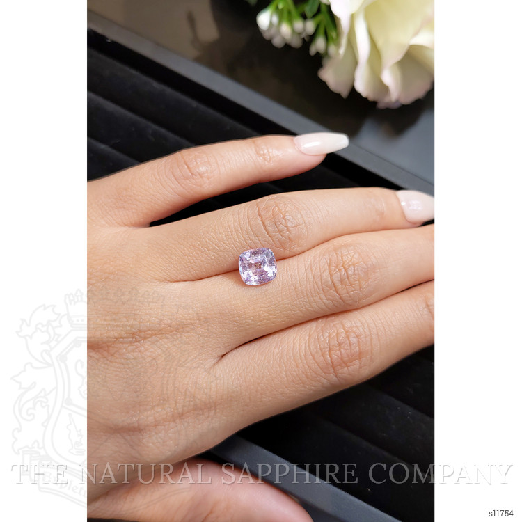 2.89 Ct. Purplish Pink Sapphire from Ceylon (Sri Lanka)