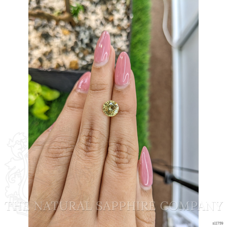 2.43 Ct. Yellow Sapphire from Ceylon (Sri Lanka)