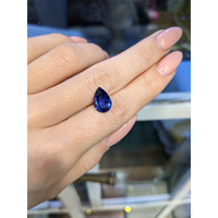 3.07 Ct. Blue Sapphire from Ceylon (Sri Lanka) Life Style