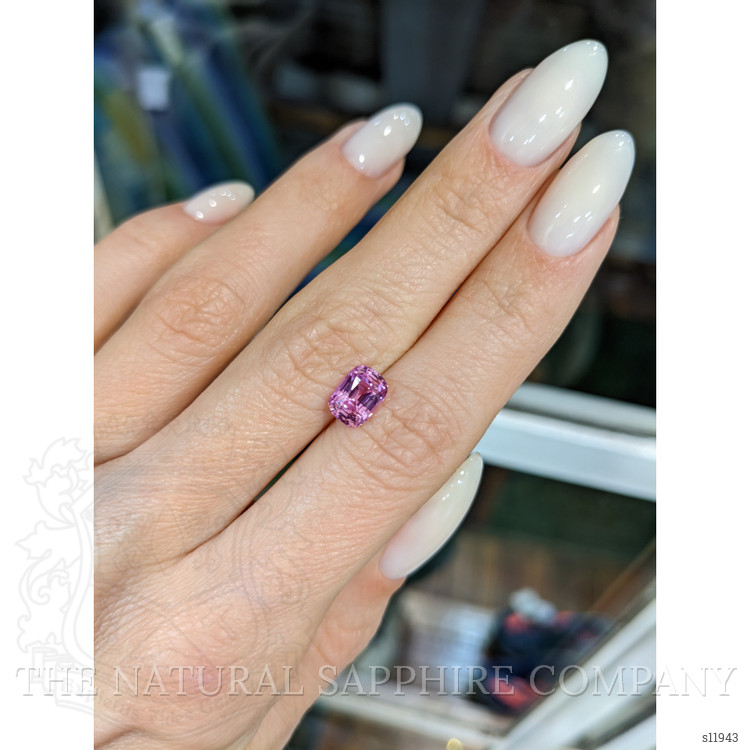 1.73 Ct. Pink Sapphire from Ceylon (Sri Lanka)