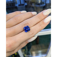 4.96 Ct. Blue Sapphire from Ceylon (Sri Lanka) Life Style