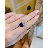 3.94 Ct. Blue Sapphire from Ceylon (Sri Lanka) Life Style