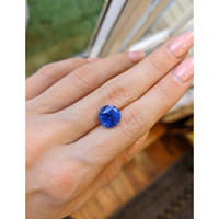 5.45 Ct. Blue Sapphire from Ceylon (Sri Lanka) Life Style