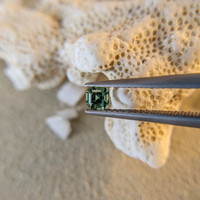 0.23 Ct. Green Sapphire from Ceylon (Sri Lanka) Life Style