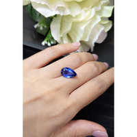 7.31 Ct. Blue Sapphire from Ceylon (Sri Lanka) Life Style