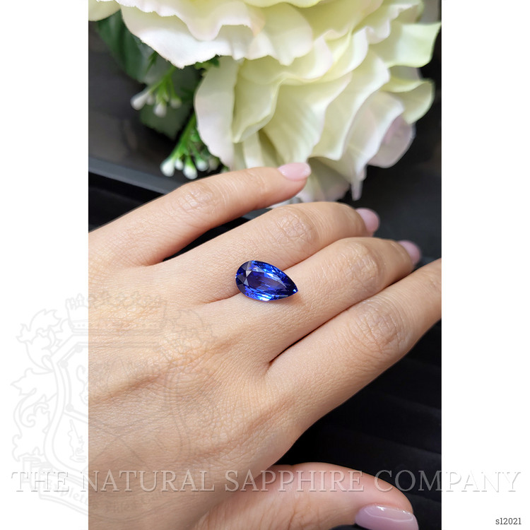7.31 Ct. Blue Sapphire from Ceylon (Sri Lanka)