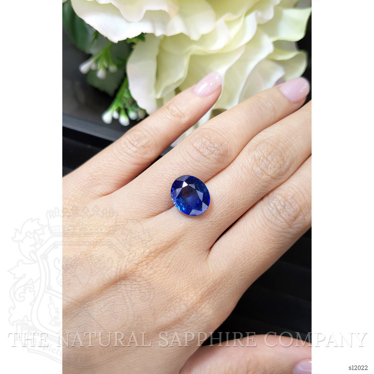 8.19 Ct. Blue Sapphire from Ceylon (Sri Lanka)