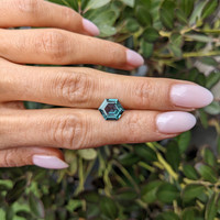 2.98 Ct. Bluish Green Sapphire from Ceylon (Sri Lanka) Life Style