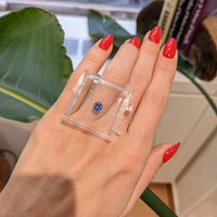 0.76 Ct. Bi Color Sapphire from Ceylon (Sri Lanka) Life Style